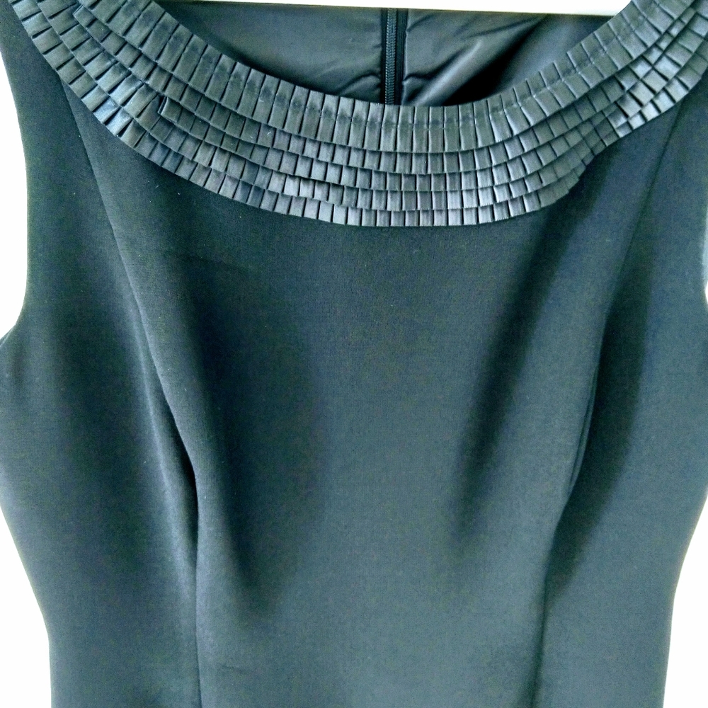 Slimming little black dress with collar detail